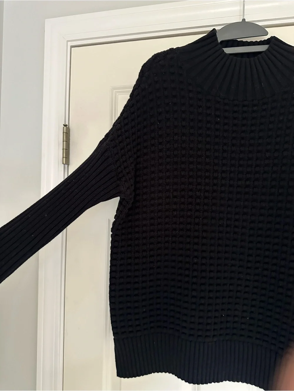 FRENCH CONNECTION MOZART POPCORN SWEATER - SIZE SMALL